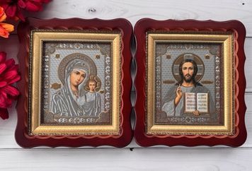 Ікони пара вінчальна Спаситель Казанська в дерев'яному темному кіоті під склом 27*23 см, 27*23ФКБО