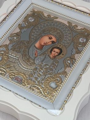 Ікони пара вінчальна Спаситель Казанська в дерев'яному білому фігурному кіоті під склом золото 26*24см /11мал
